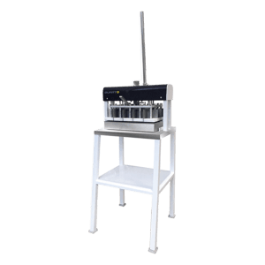 SDB-20A hand-operated dough divider designed for small bakeries and artisanal bread making