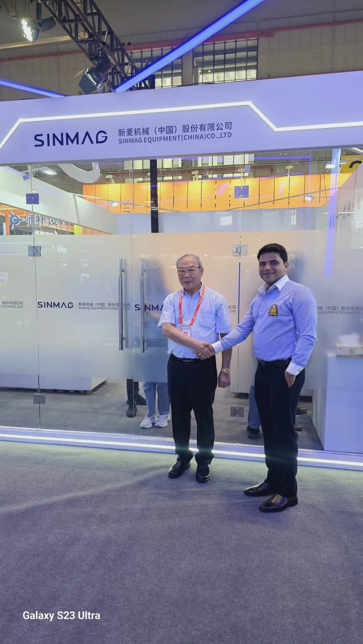 selfie with sinmag chareman